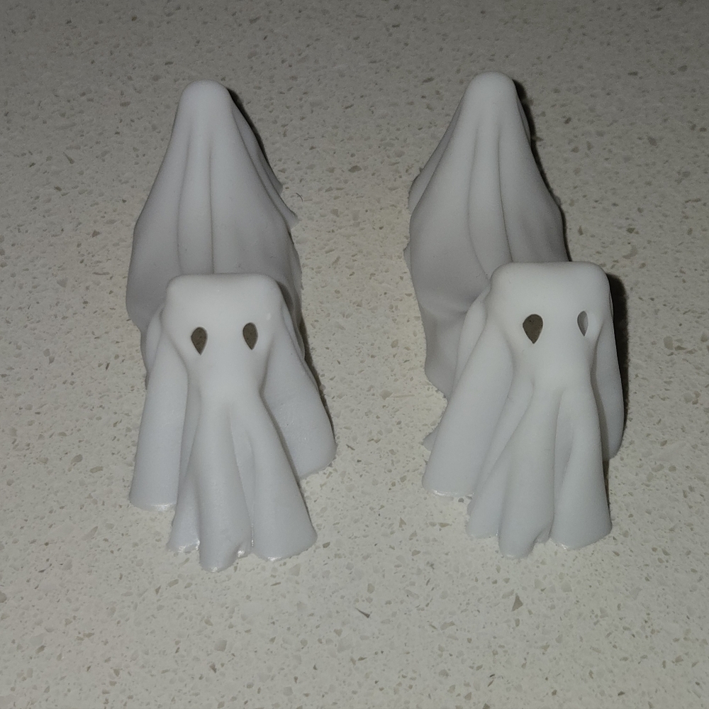 White Dog Ghost Figurines Set Home Decor With Spot for Lights Halloween CUTE